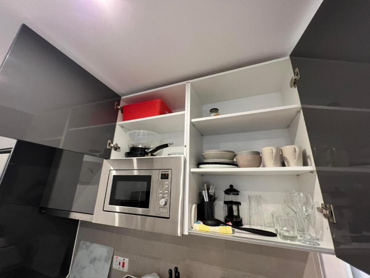 Ferienwohnung 1Br Hidden Gem At The Nook Gibraltar Exterior foto