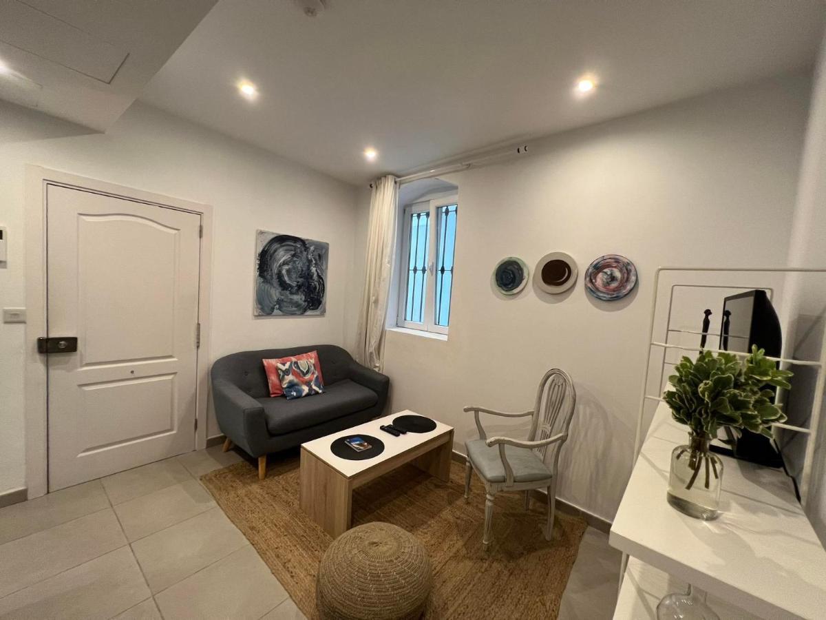 Ferienwohnung 1Br Hidden Gem At The Nook Gibraltar Exterior foto
