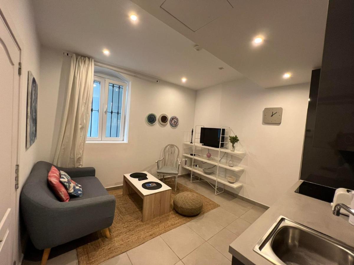 Ferienwohnung 1Br Hidden Gem At The Nook Gibraltar Exterior foto